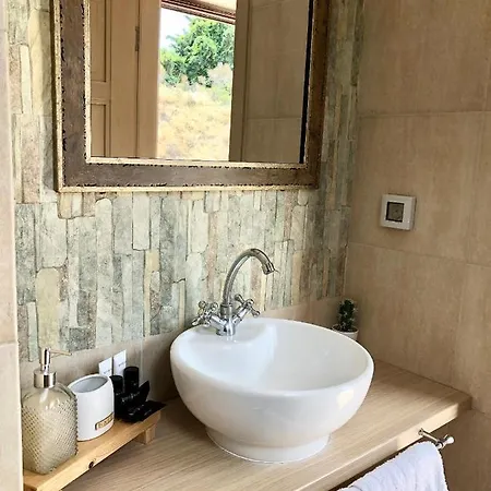 Elaion Mini 招待所