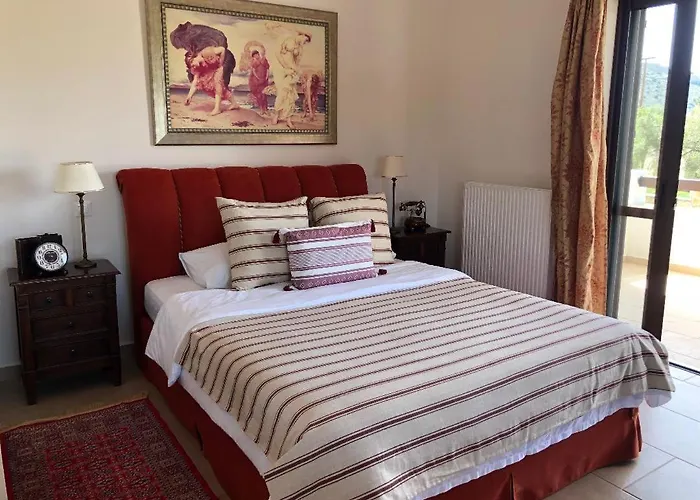 Elaion Mini Casa de hóspedes 4*